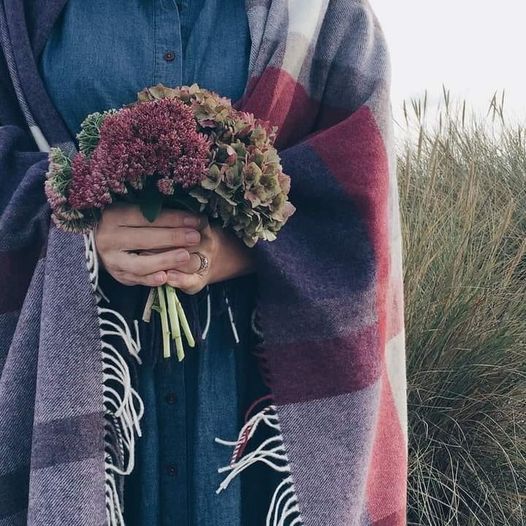 ELE ME AMOU, E SE ENTREGOU POR&nbsp;MIM