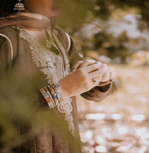 SEUS DEFEITOS ME FAZEM&nbsp;CRESCER